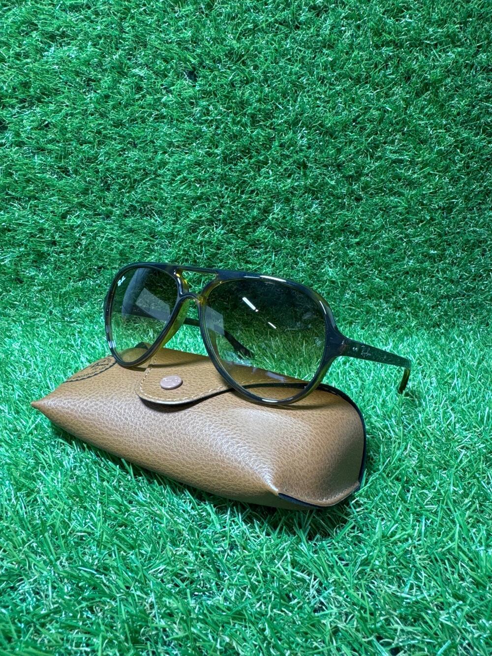 Ray-Ban RB4125 Womens Aviator Sunglasses Brown Frame Gradient Brown Lens